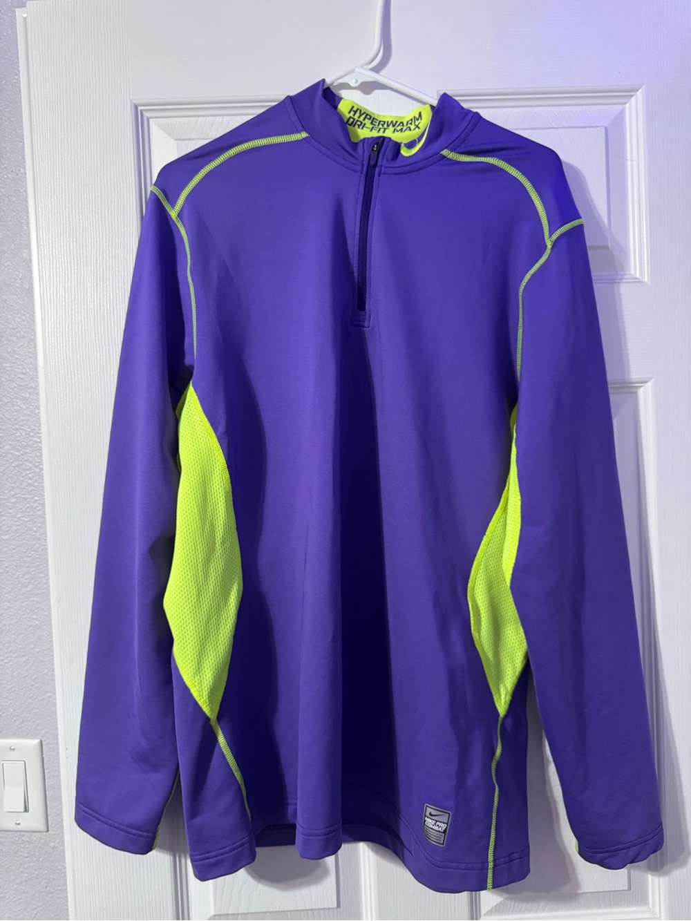 Nike Men’s Purple & Neon Yellow pullover top size XL